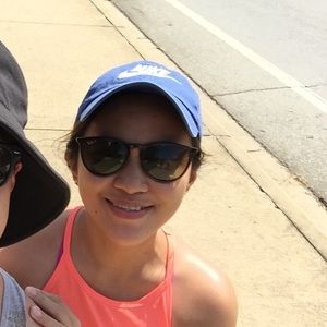 Meet your Posher, Scarlet